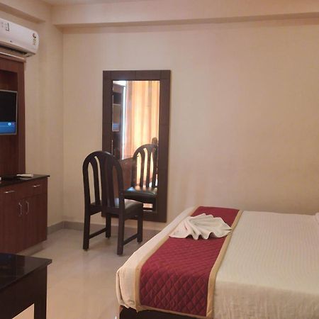 Hotel Pioneer Paradise Nagercoil Bagian luar foto