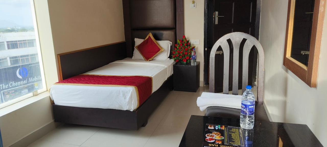 Hotel Pioneer Paradise Nagercoil Bagian luar foto
