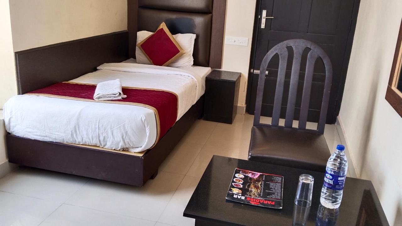 Hotel Pioneer Paradise Nagercoil Bagian luar foto