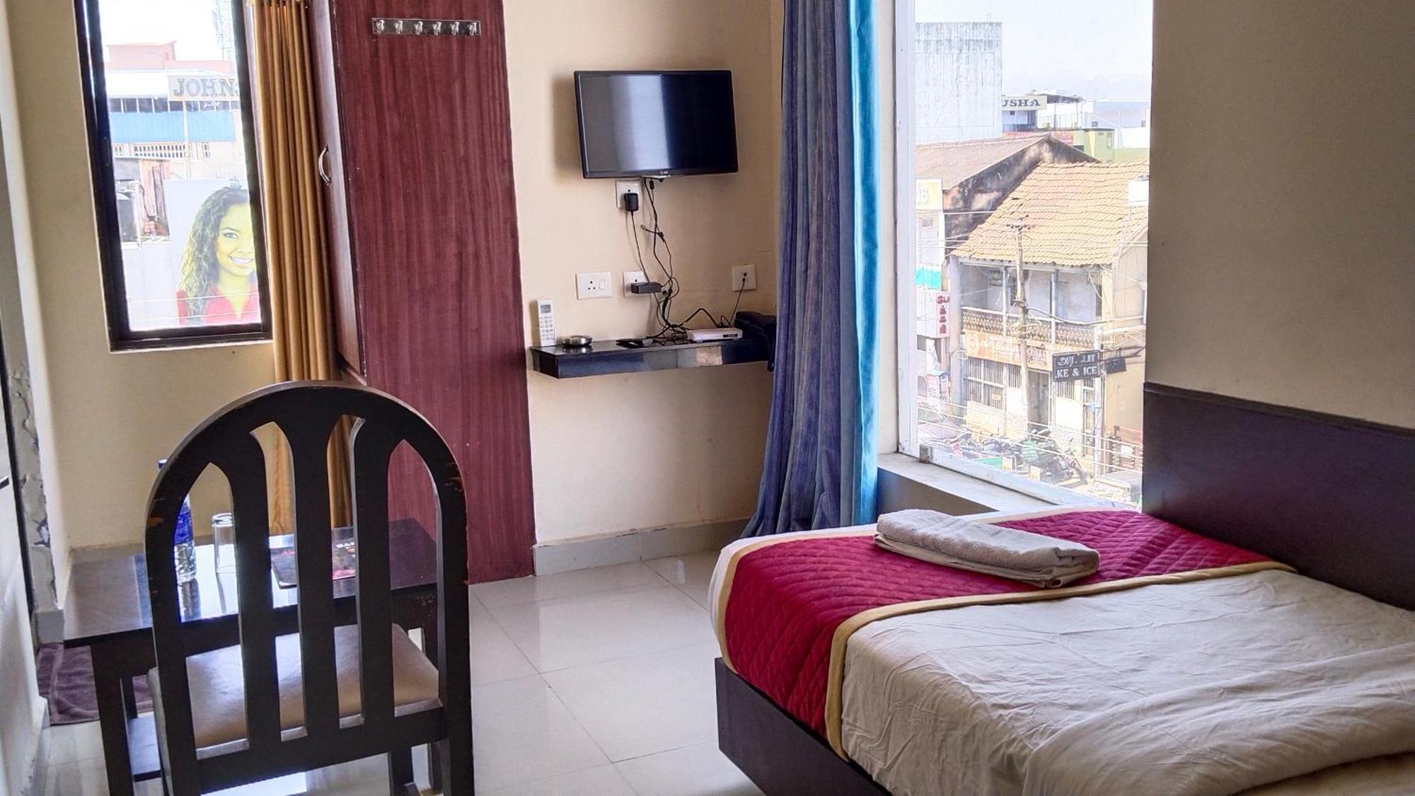 Hotel Pioneer Paradise Nagercoil Bagian luar foto