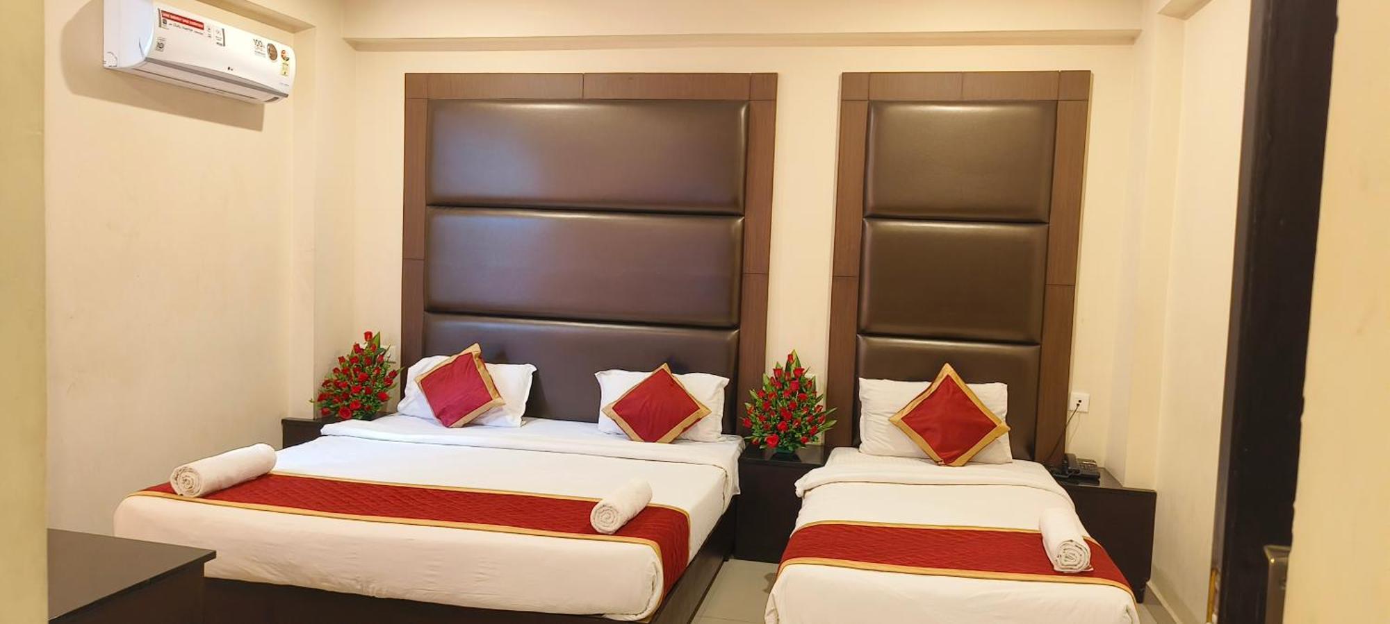 Hotel Pioneer Paradise Nagercoil Bagian luar foto