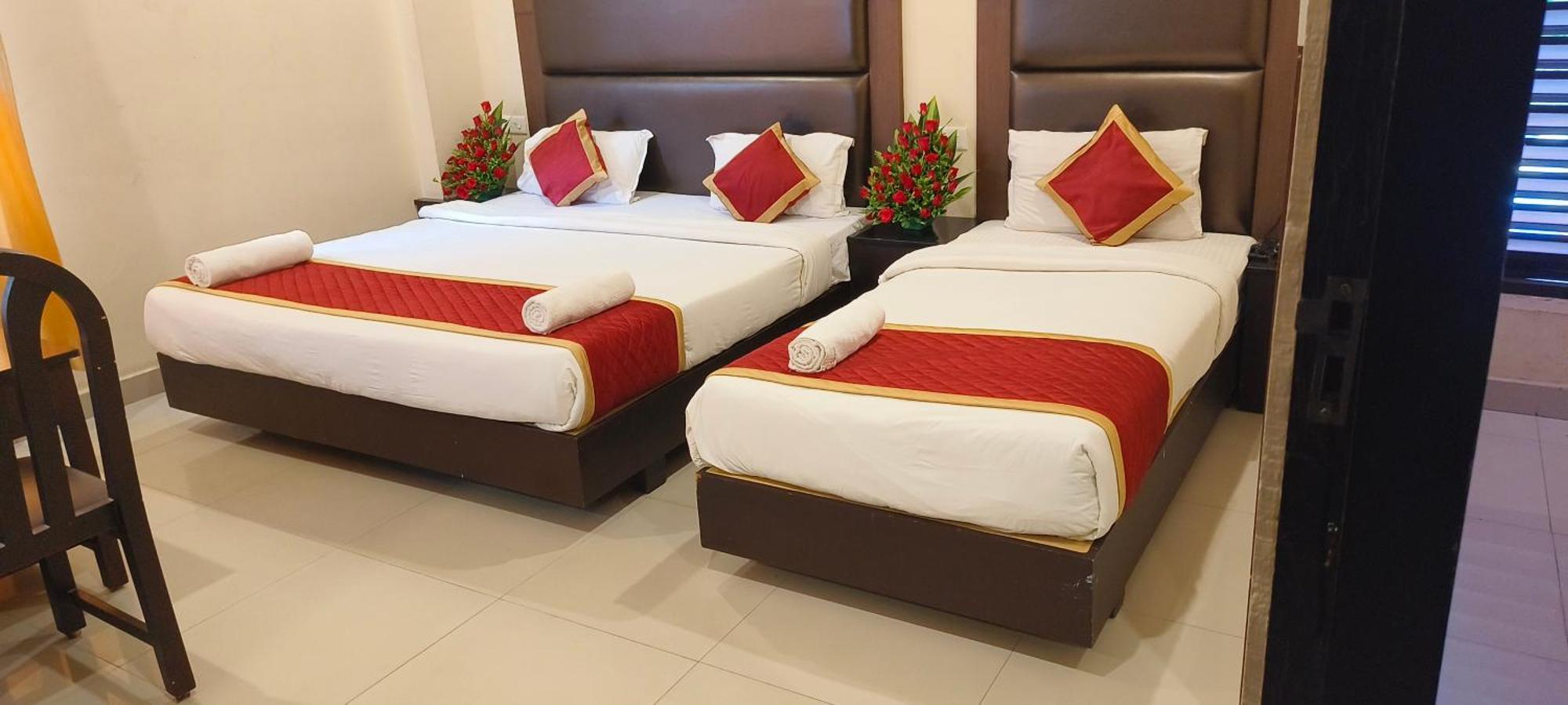 Hotel Pioneer Paradise Nagercoil Bagian luar foto