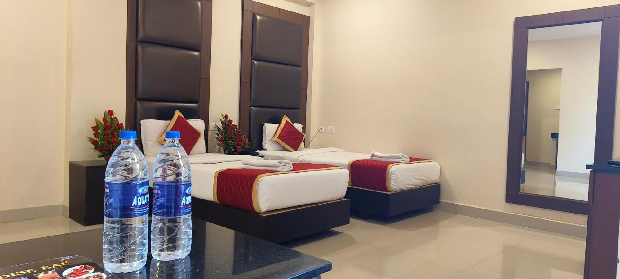 Hotel Pioneer Paradise Nagercoil Bagian luar foto